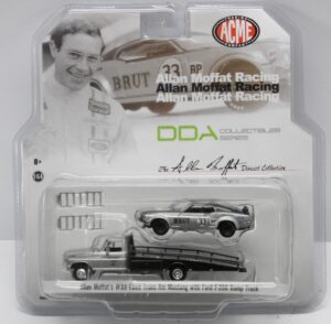 1:64 Scale Ford F-350 Ramp Truck with Mustang - Allan Moffat BRUT 33