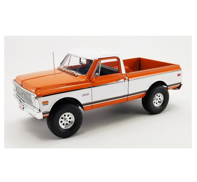 1:18 Scale 1972 Chevrolet K10 4x4 by Acme ( A1807213)