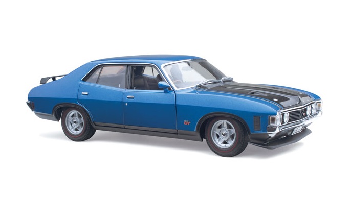 Classic Carlectables 1:18 Ford XA Falcon RPO83 Coupe - Cosmic Blue