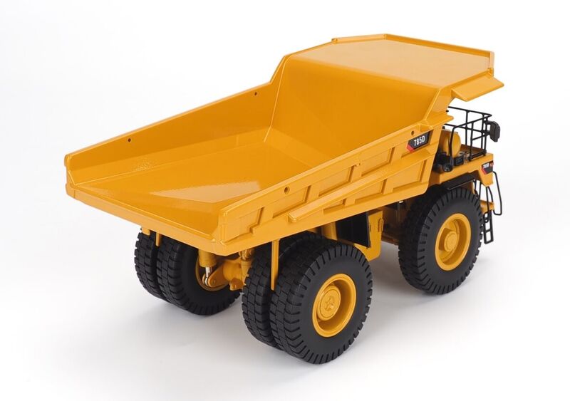 Diecast Masters 1:50 Caterpillar 785D Mining Dump Truck