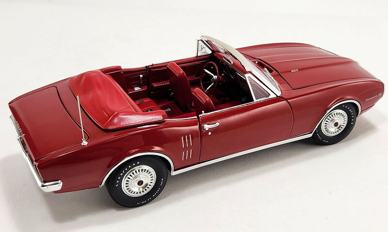 Acme 1:18 1967 Pontiac Firebird Convertible - Serial #001