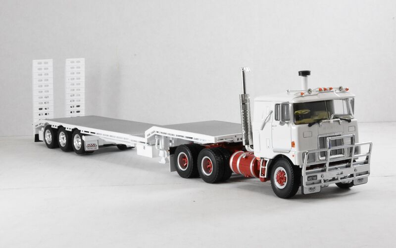 Mack F700 Truck with 45' Extendable Drop Deck Trailer - White