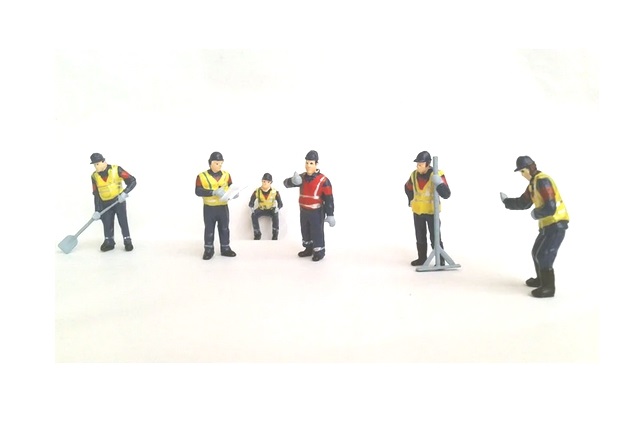 1:50 Scale Construction Worker Figurines - Set of 6
