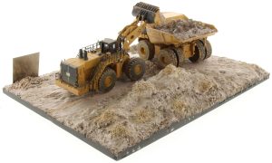 1:125 Scale Caterpillar 797 Mining Truck and 994K Wheel Loader - Weathered Series