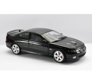 1:18 Scale 2005 Pontiac GTO 6.0lt - Black