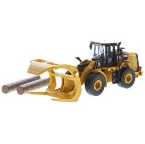 1:64 Scale Caterpillar 950M Wheel Loader with Log Fork