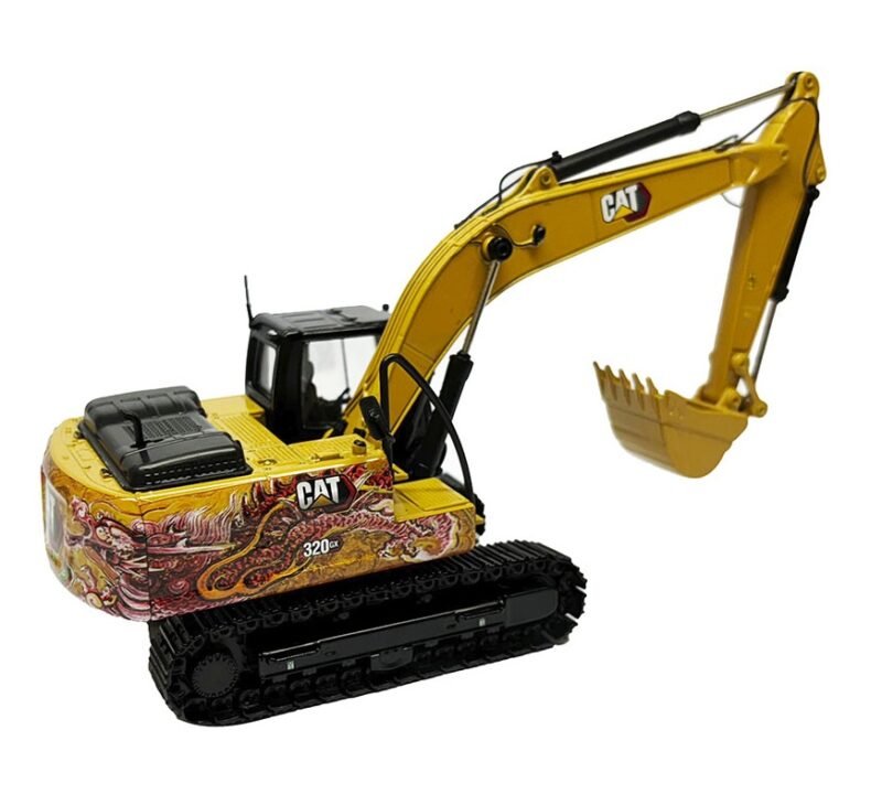 1:50 Scale Caterpillar 320 GX Dragon Excavator - Image 2