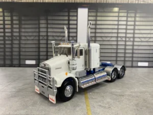 1:50 Scale Kenworth W900 SAR Lowline Sleeper Truck - White