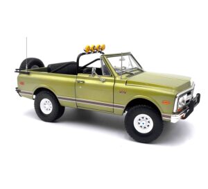 1:18 Scale 1972 GMC Jimmy KC Highlighter - Medium Olive Poly