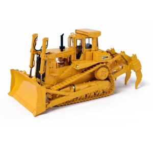 1:48 Scale Caterpillar D9L Dozer with Straight Blade and Multi Shank Ripper