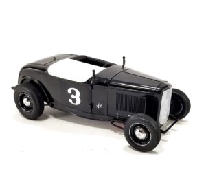 1:18 Scale 1932 Ford Salt Flat Roadster - #3 Vic Edelbrock