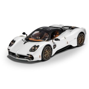 1:8 Scale Pagani Utopia Coupé BIANCO PERLA Model Kit
