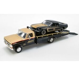 1:64 Scale Ford F-350 Ramp Truck with 1969 Boss 302 Trans Am Mustang #11 Smokey Yunick