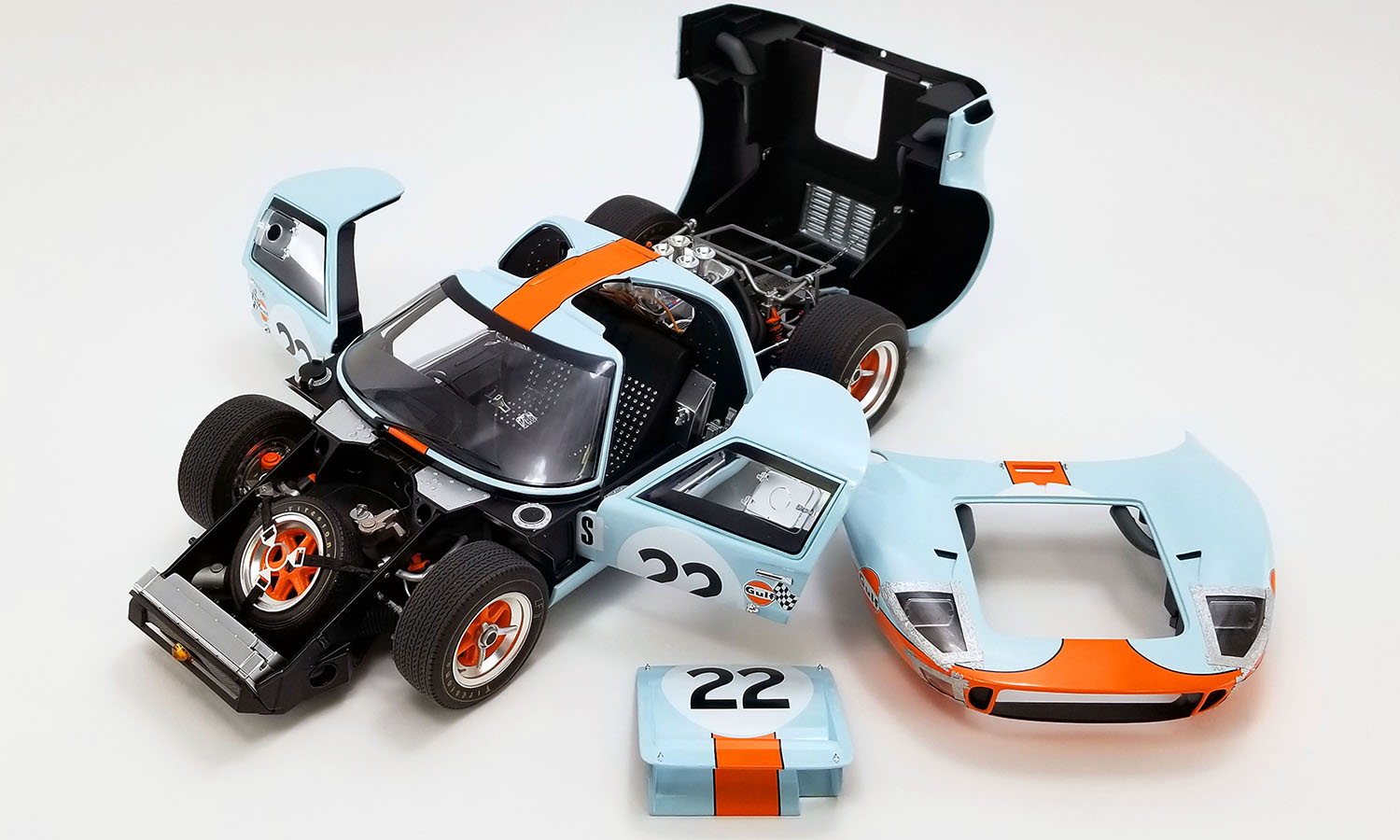 1:12 Scale #22 1969 Ford GT40 MKI - 1969 Sebring 12 Hours Champion