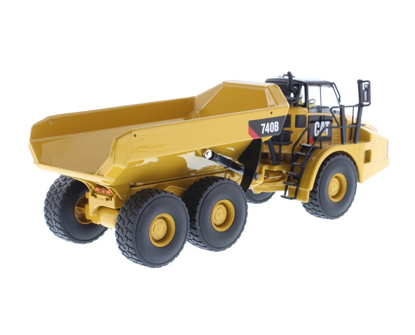 1:50 Scale Caterpillar 740B Articulated Dump Truck - Image 2