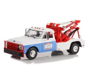 1:18 Scale 1969 Chevrolet C-30 Dually Wrecker - Hazzard County Garage