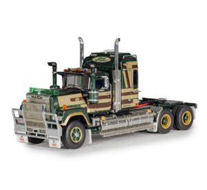 1:50 Scale Bicentennial Mack Super Liner - John Stuart