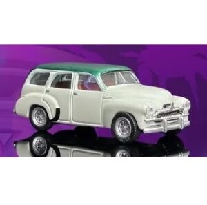 1:64 Scale Holden FJ Wagon - White and Green