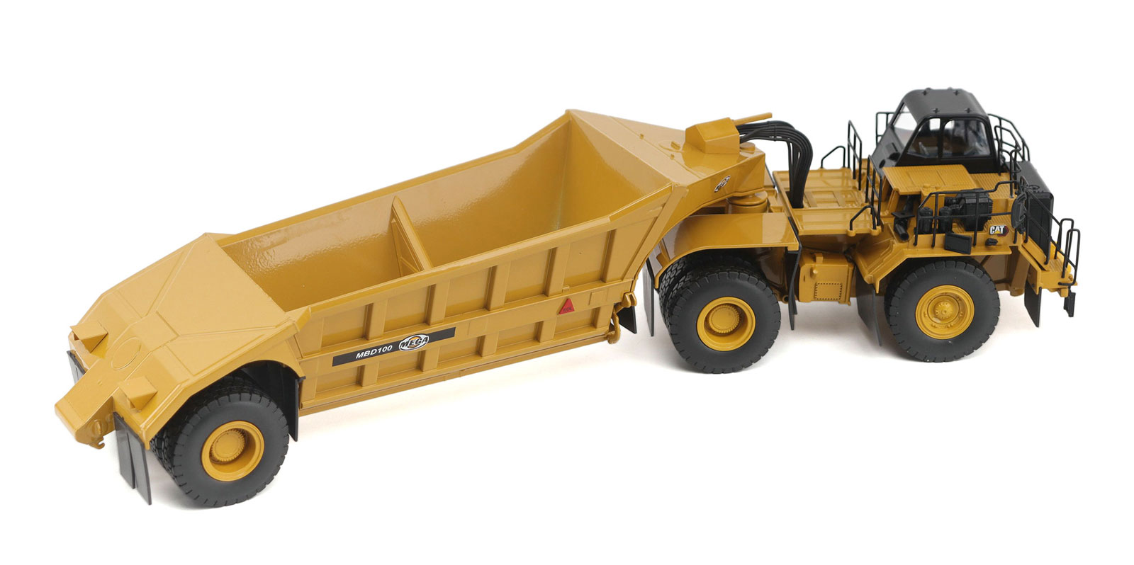 1:50 Scale Caterpillar 775 Off-Highway Truck with Mega Bottom Dump - Image 2