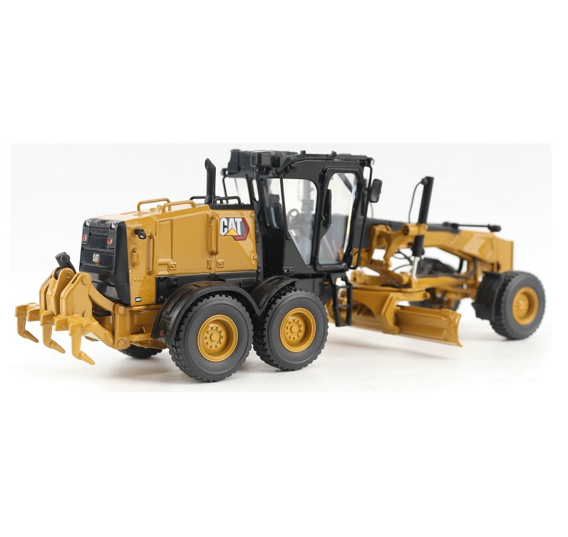 1:50 Scale Caterpillar 150 LVR Motor Grader - Image 2