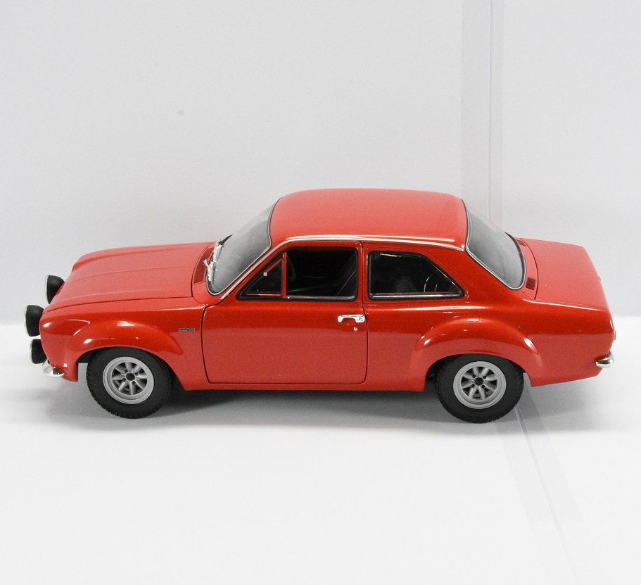 1:18 Scale 1970 FORD ESCORT MKI RS1600 'AVO' - Red - Image 3