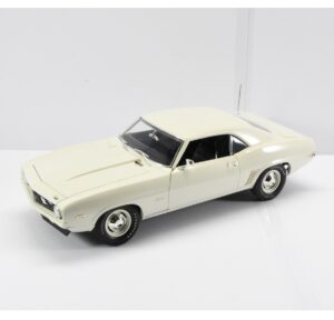 1:18 Scale 1967 Chevrolet C10 Pick Up White