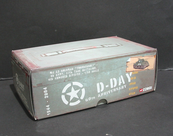 1:50 Scale M4A3 Sherman "Thunderbolt" Tank - US Army - Normandy, 1944 - Image 2