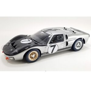 1:12 Scale 1966 Ford GT40 MKII-B - 1966 Le Mans - #7 Graham Hill and Brian Muir