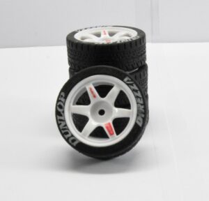 1:18 Scale Wheel and Tyre Set - White
