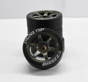 1:18 Scale Wheel and Tyre Set - Black
