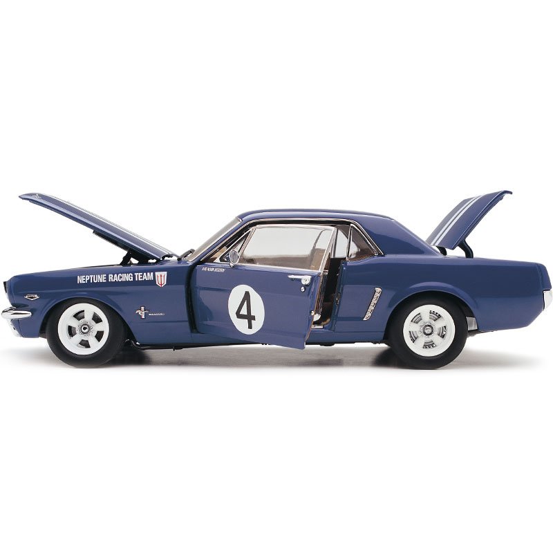 1:18 Scale Ford Mustang - 1965 ATCC - #4 Norm Beechey - Image 2