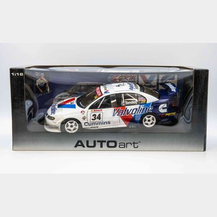1:18 Scale Holden VT Commodore - 2000 ATCC - #34 Garth Tander