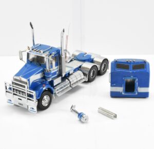 1:50 Scale Kenworth W900 SAR Truck - Mainfreight "Damaged"
